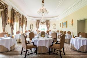 Posezení v ubytování Lucknam Park Hotel