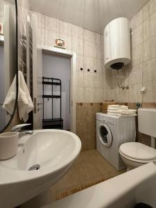 Vannituba majutusasutuses Sea view apartment in Stoliv, Markov Rt