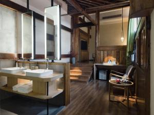 O baie la Hidden Moisture and Return to Simplicity Homestay in Mount Huangshan