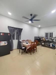 Dapur atau dapur kecil di Rumah Pak Syed