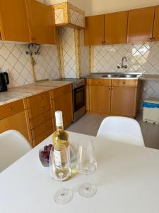 Gallery image of Praia do Vau-Apartamentos Mar Azul in Bicas +11 photos