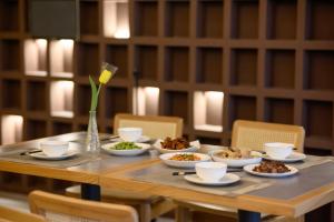 Gallery image of Dashuxia Hotel in Houhong