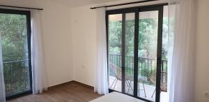 Φωτογραφία από το άλμπουμ του Forest Nest Bartula στο Bar