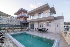 Fotografie z fotogalerie ubytování Villa Claire v destinaci Andiskárion
