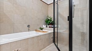 Bagno di The Pavilion at Trinity Beach