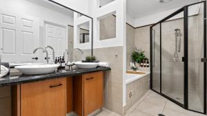 Bagno di The Pavilion at Trinity Beach