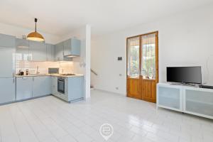 Η κουζίνα ή μικρή κουζίνα στο Sunleaf Retreat +23 φωτογραφίες