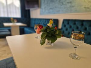 Drinks på CASA COCA - La 100 m de Strandul Arinis si 200m de CENTRU - Gura Humorului + 16 billeder