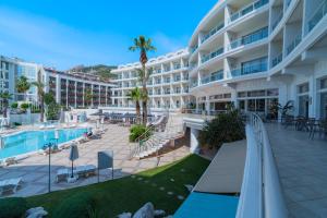 La alberca dentro o cerca de Pineta Park Deluxe Hotel - All Inclusive
