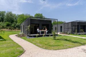 EcoCampus du Comminges外面的花园