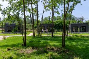 EcoCampus du Comminges外面的花园