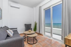 Gallery image of Aliki's Summerhouses Beachfront in Argasi