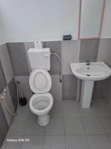 Koupelna v ubytování YUTI Style Trendy Home Vibes
