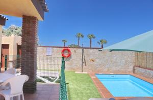 The swimming pool at or close to Chalet Bella Mendoza Még 20 kép