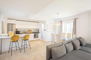 Η κουζίνα ή μικρή κουζίνα στο Luxury Penthouse Marbella Walk to Banus