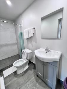 Gallery image of 6267 Persepolis Inn in Niagara Falls