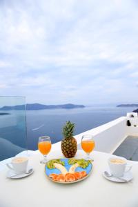 Foto da galeria de Fira Deep Blue Suites em Fira