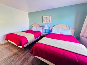Gallery image of 6267 Persepolis Inn in Niagara Falls