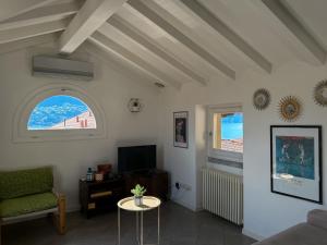 Φωτογραφία από το άλμπουμ του Skyway apartment with private lake view terrace στο Μπελάτζιο +23 φωτογραφίες