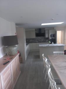 Ảnh trong thư viện ảnh của Clova Cottage 7BR Retreat ở Kirriemuir