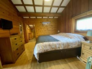 Chalet Des Sangliers客房内的一张或多张床位