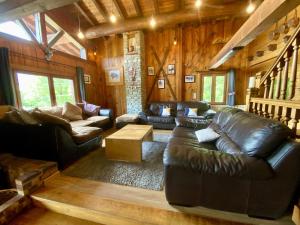 Chalet Des Sangliers的休息区