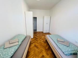 Postel nebo postele na pokoji v ubytování Leoben Top 6