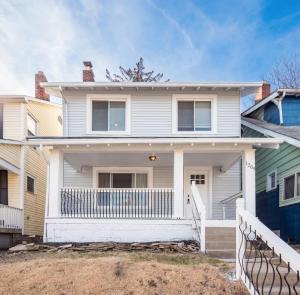 Το κτήριο όπου στεγάζεται  η παραθεριστική κατοικία