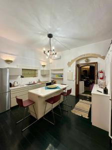A kitchen or kitchenette at Le Cinque Pietre Még 3 kép