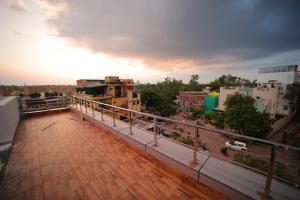 Fotografie z fotogalerie ubytování Hotel Dev Villas - 600 meters from Taj Mahal v destinaci Agra