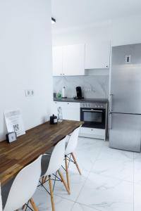 Köök või kööginurk majutusasutuses Nord-Apartment 2 I 2 Zimmer mit WLAN & Fußbodenheizung