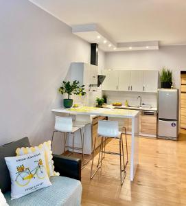 Kuchyň nebo kuchyňský kout v ubytování Good Time Apartments Stare Miasto 71, Old Town, idealna lokalizacja