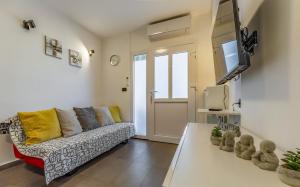Televízia a/alebo spoločenská miestnosť v ubytovaní Apartment Mar