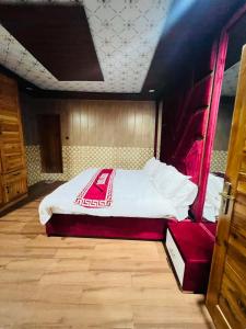 Φωτογραφία από το άλμπουμ του Royal Heights Apartments σε Nathia Gali