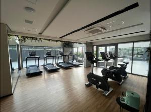 Fitness centrum a/nebo fitness zařízení v ubytování Stay In-Vila Mariana lindo studio a lado do metrô shopping e cafés