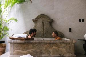 Hosté ubytování O:Live Boutique Hotel, A Small Luxury Hotel of the World + 37 fotografií