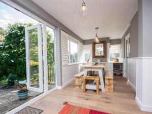 Gambar di galeri bagi 4 Bed in West Bexington DC149 di Swyre