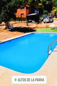 Fotografie z fotogalerie ubytování Cabaña Altos de Parra Tome 2025 - piscina temporada verano v destinaci Tomé