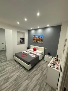 Ένα ή περισσότερα κρεβάτια σε δωμάτιο στο Blue Wave Apartment +17 φωτογραφίες