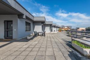 Balkón nebo terasa v ubytování three-room apartment with terrace Free Wifi