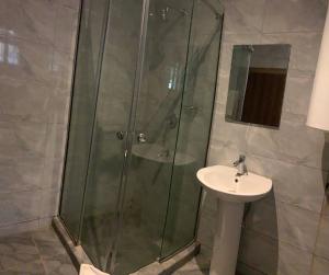 Fotografie z fotogalerie ubytování Wellaton Suites v destinaci Abudža + 20 fotografií