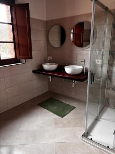 Koupelna v ubytování Agriturismo Quercetelli