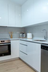 Afbeelding uit fotogalerij van Apartamentos Ezaro Beach in Dumbría +76 foto's