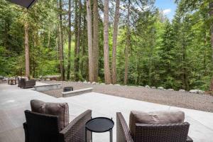 Gallery image of Spotted Dog Lodge in Rhododendron