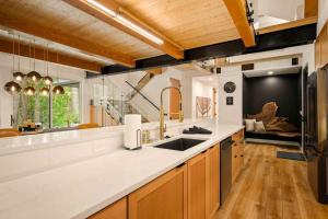 Gallery image of Spotted Dog Lodge in Rhododendron