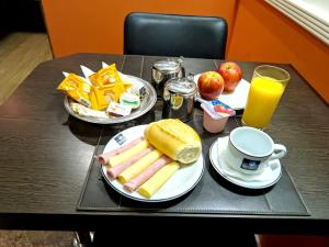 Comida no motel ou em algum lugar perto