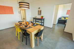 Posedenie v ubytovaní Villa Manus - Boutique Apartments