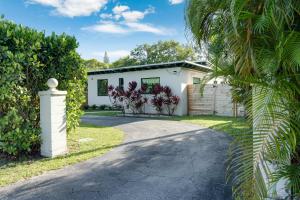 Zahrada ubytování Hidden Bungalow- Peaceful retreat BBQ and hot tub