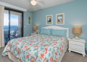 Giường trong phòng chung tại Phoenix X 711 condo