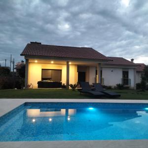 Afbeelding uit fotogalerij van Chalet Vacacional As Aceñas in Morán